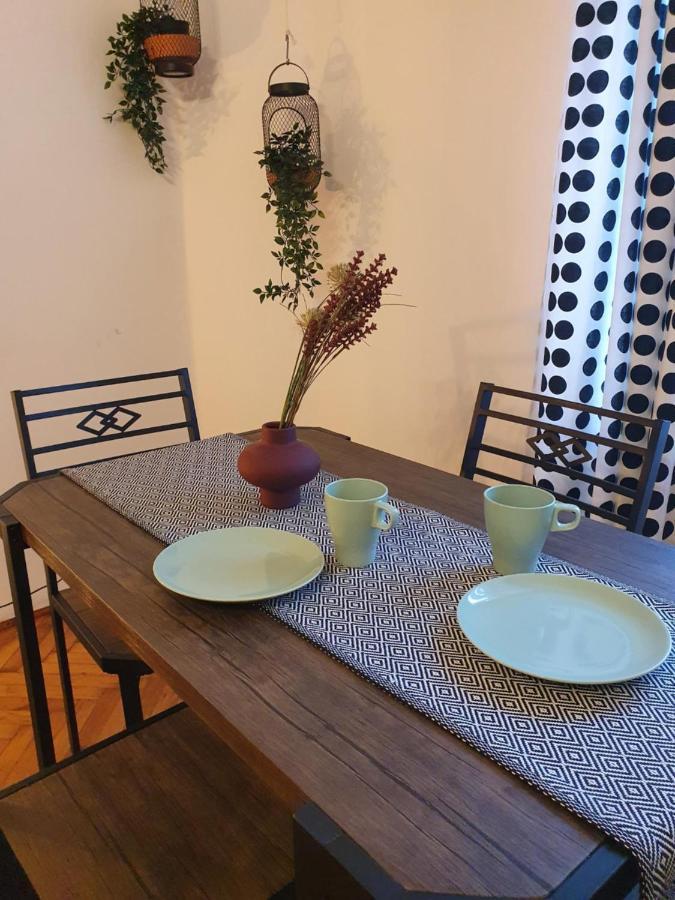 Moti Apartments Красков Екстериор снимка