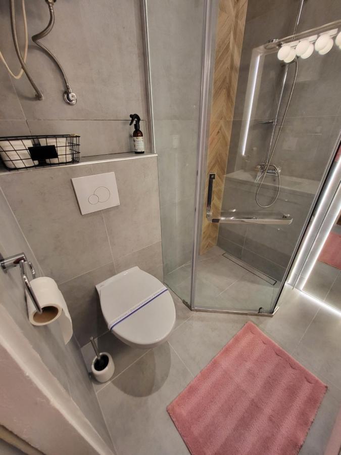 Moti Apartments Красков Екстериор снимка